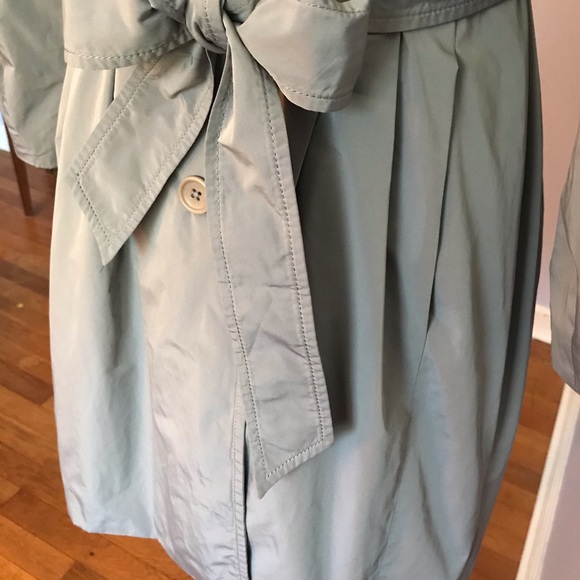 Banana Republic women’s trench coat - Picture 2 of 4